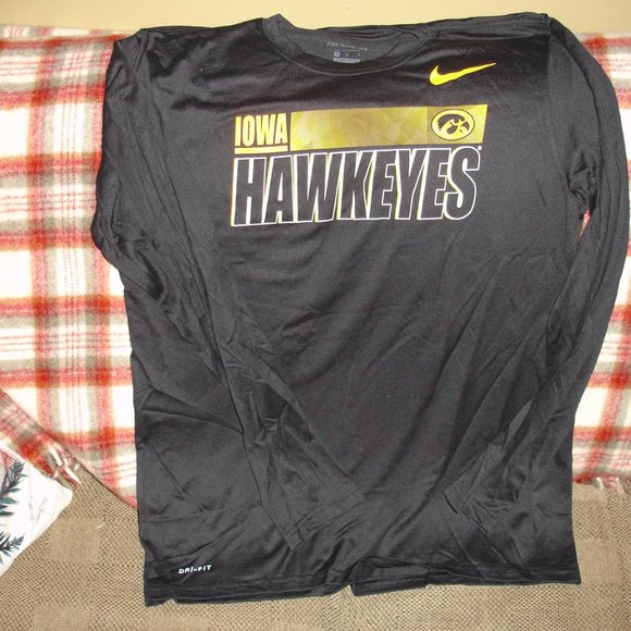 NWT Nike Dri-fit Iowa Hawkeye Long Sleeve Tee - GO HAWKEYES !!! - Hawkeye Land - Picture 1 of 6